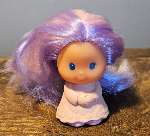 Lady lovely locks hide peek - 'n,