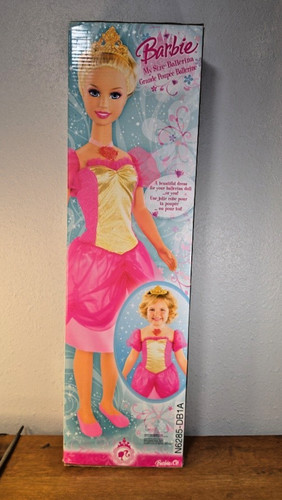 Barbie size 2008 mattel - my,